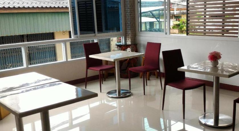 V-House Hotel Trang Exterior foto