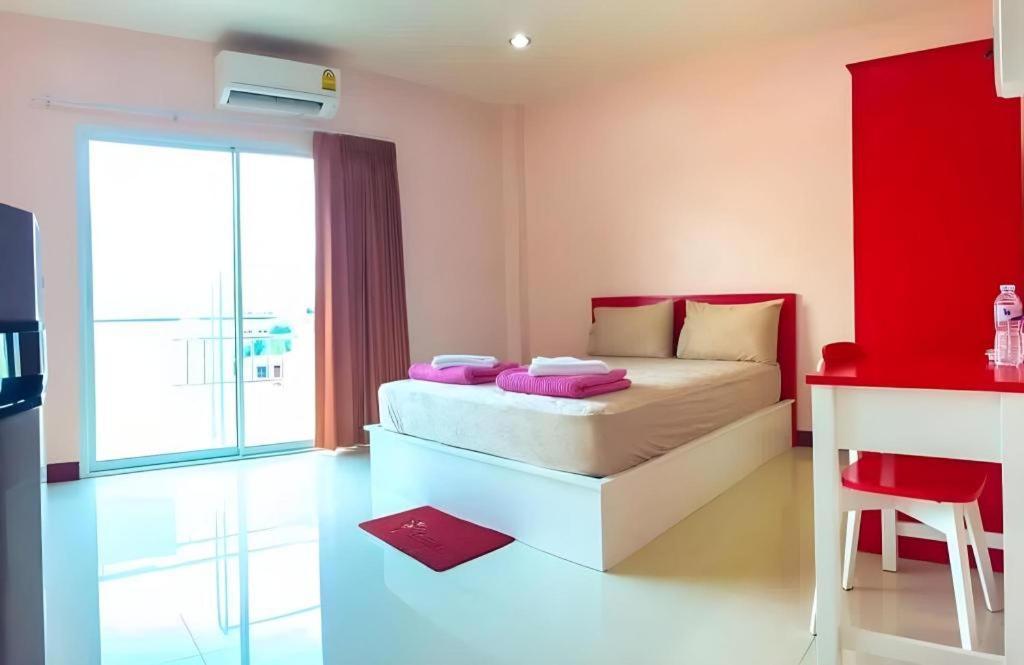 V-House Hotel Trang Exterior foto