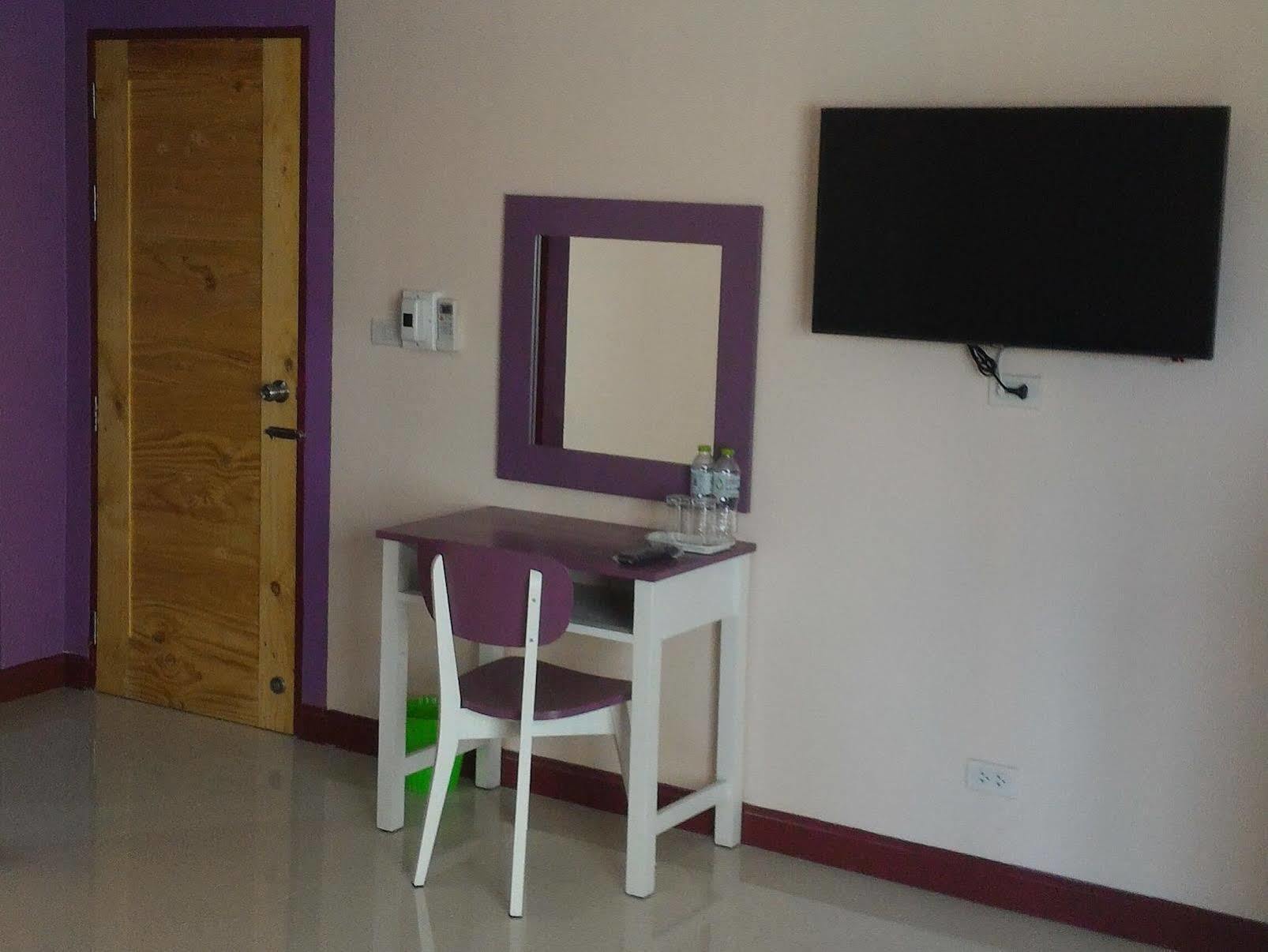 V-House Hotel Trang Exterior foto